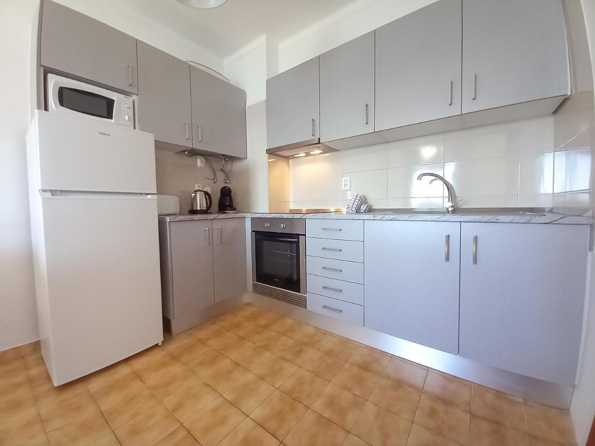 Mira Atlântico 13- Terraço Com Vista Mar e Cidade, Wifi, 80mt Praia Quarteira Extérieur photo
