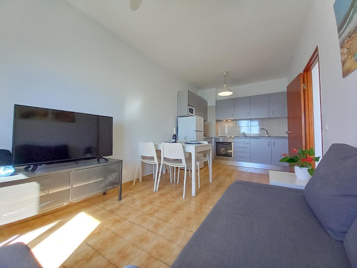 Mira Atlântico 13- Terraço Com Vista Mar e Cidade, Wifi, 80mt Praia Quarteira Extérieur photo
