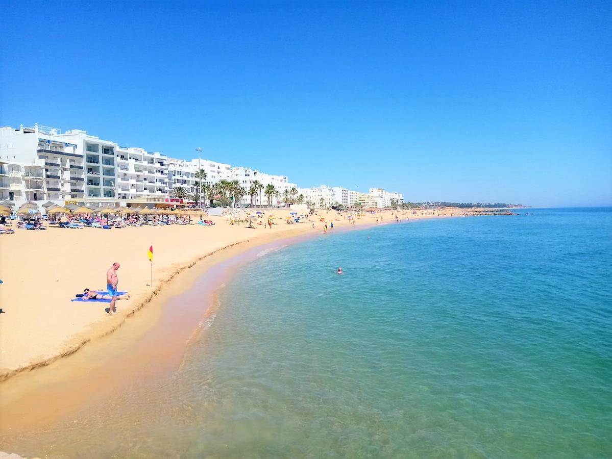 Mira Atlântico 13- Terraço Com Vista Mar e Cidade, Wifi, 80mt Praia Quarteira Extérieur photo