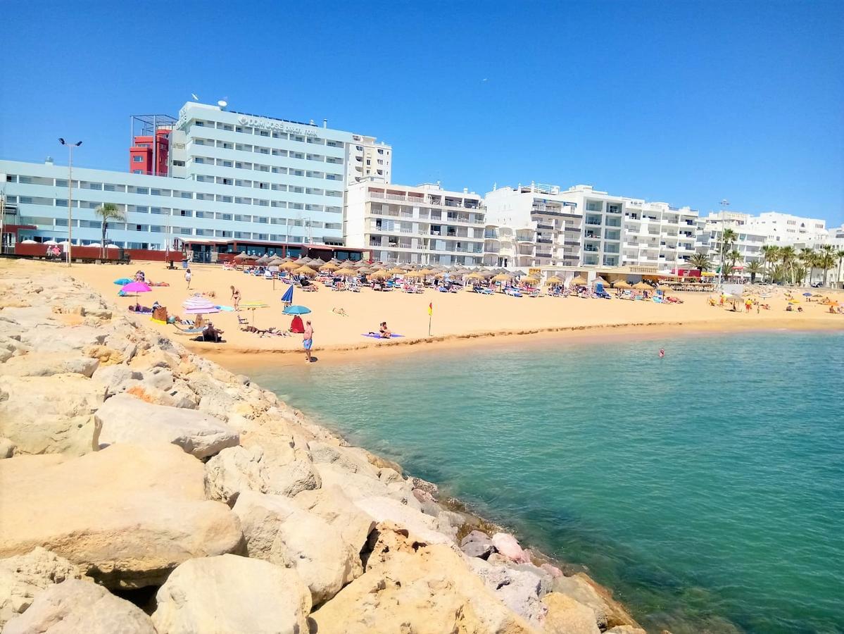 Mira Atlântico 13- Terraço Com Vista Mar e Cidade, Wifi, 80mt Praia Quarteira Extérieur photo